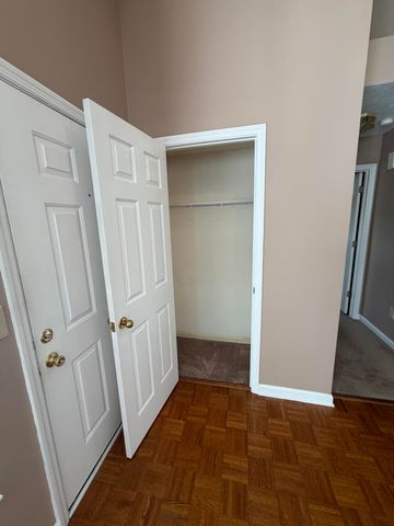 1073 Hampshire Place Place, Florence, KY 41042