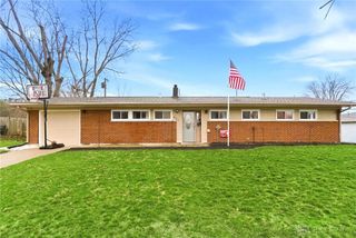 441 Townsend Place, Riverside, OH 45431