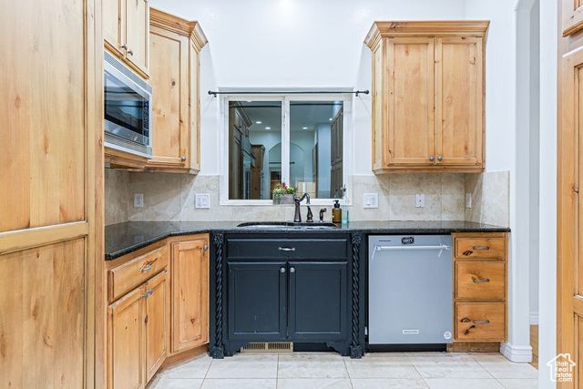 1021 W CHURREA DR, Washington, UT 84780