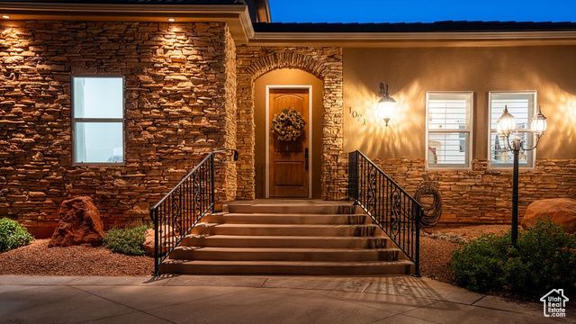 1021 W CHURREA DR, Washington, UT 84780