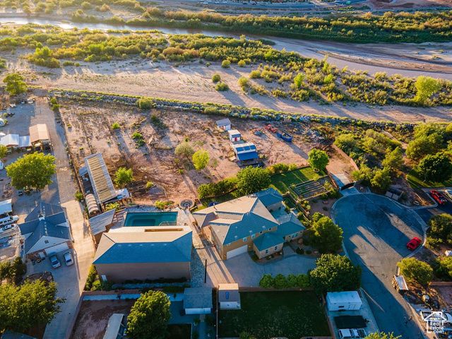 1021 W CHURREA DR, Washington, UT 84780