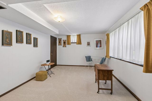 1937 Westwood Circle, Roseville, MN 55113