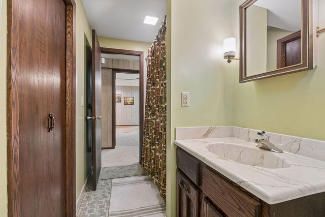 1937 Westwood Circle, Roseville, MN 55113
