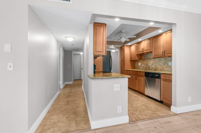 950 Ponce De Leon 3120, Boca Raton, FL 33432