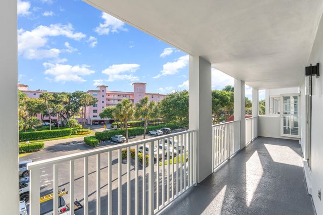950 Ponce De Leon 3120, Boca Raton, FL 33432