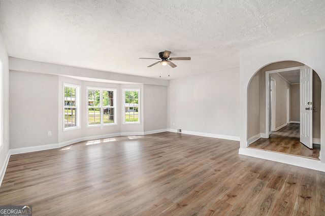 1132 Luther Drive SW, Mableton, GA 30126