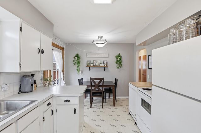 3918 E 24th Ave, Spokane, WA 99223