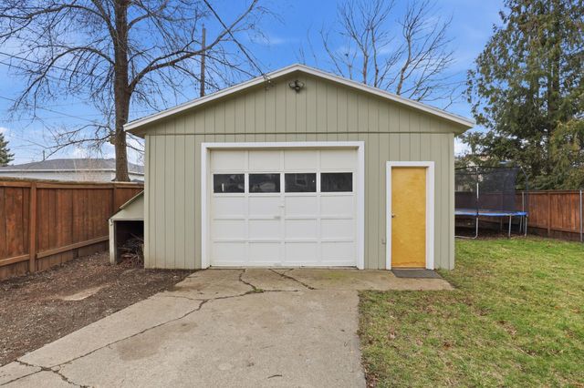 3918 E 24th Ave, Spokane, WA 99223