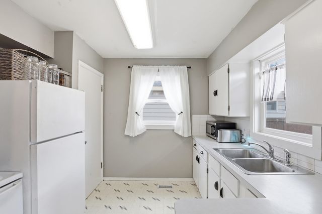 3918 E 24th Ave, Spokane, WA 99223