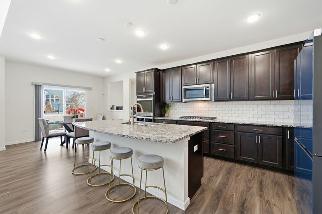 13005 Timber Wood Circle, Plainfield, IL 60585