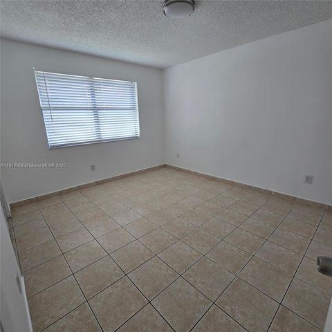 15332 SW 72nd St 6-24, Miami, FL 33193