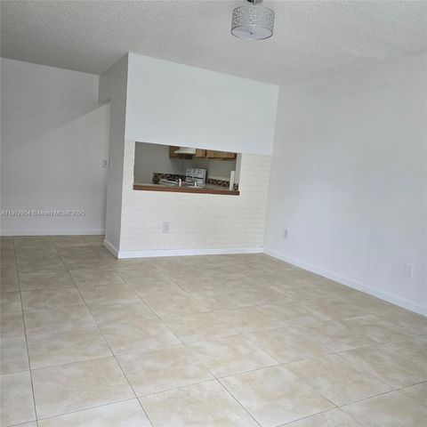 15332 SW 72nd St 6-24, Miami, FL 33193