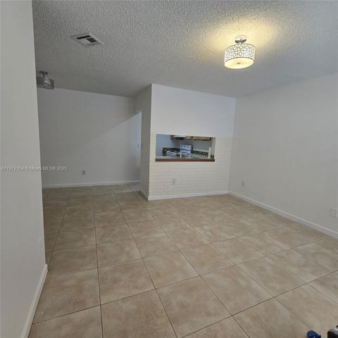 15332 SW 72nd St 6-24, Miami, FL 33193