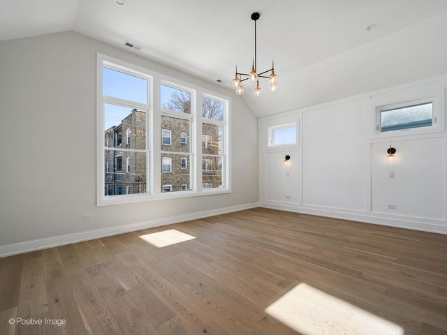 3047 N Christiana Avenue, Chicago, IL 60618