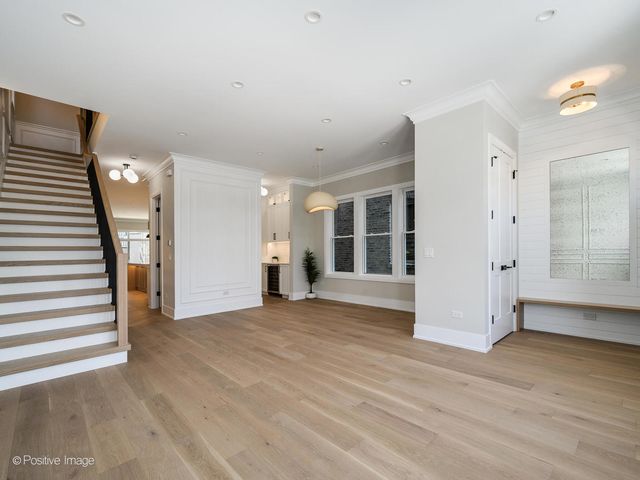 3047 N Christiana Avenue, Chicago, IL 60618