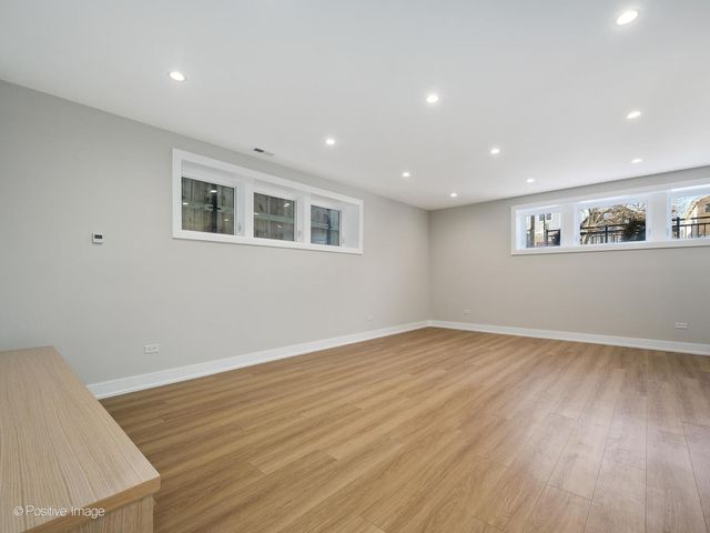 3047 N Christiana Avenue, Chicago, IL 60618