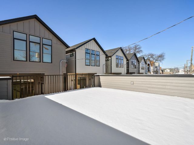 3047 N Christiana Avenue, Chicago, IL 60618