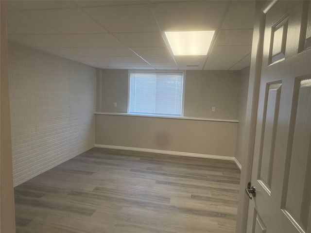 6015 NW 49th Street, Johnston, IA 50131