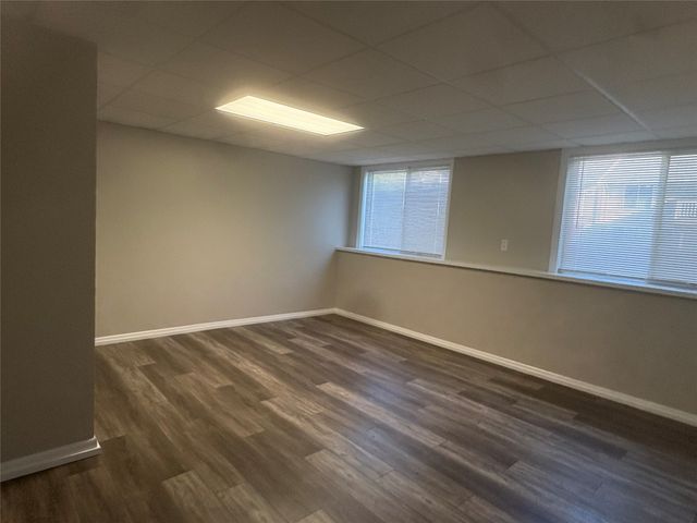 6015 NW 49th Street, Johnston, IA 50131