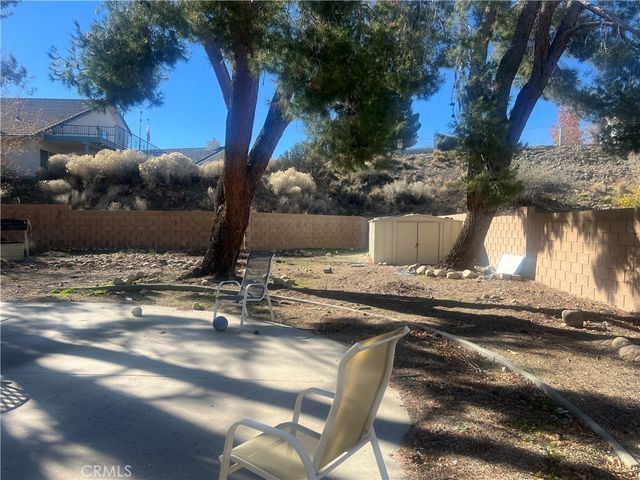 13830 Spring Valley, Victorville, CA 92395