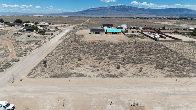 90 1st Street SE, Rio Rancho, NM 87124