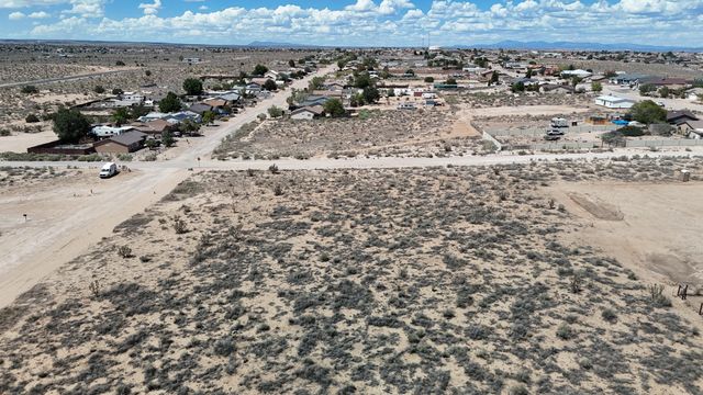 90 1st Street SE, Rio Rancho, NM 87124