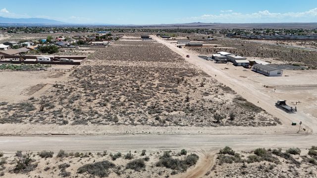 90 1st Street SE, Rio Rancho, NM 87124