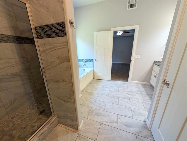 2349 Santa Monica Street, Edmond, OK 73034