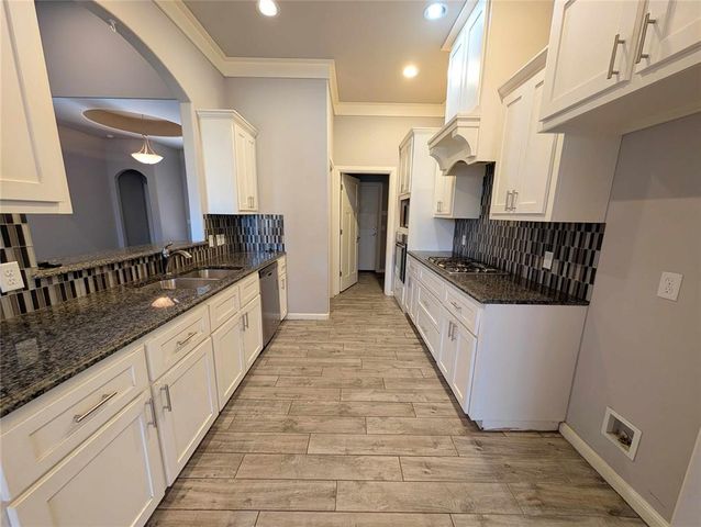 2349 Santa Monica Street, Edmond, OK 73034