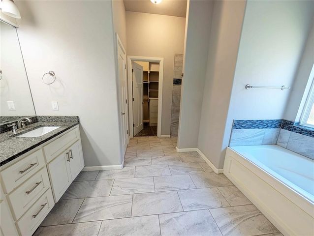 2349 Santa Monica Street, Edmond, OK 73034