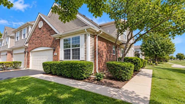 1121 Loganbury Court, Elgin, IL 60120