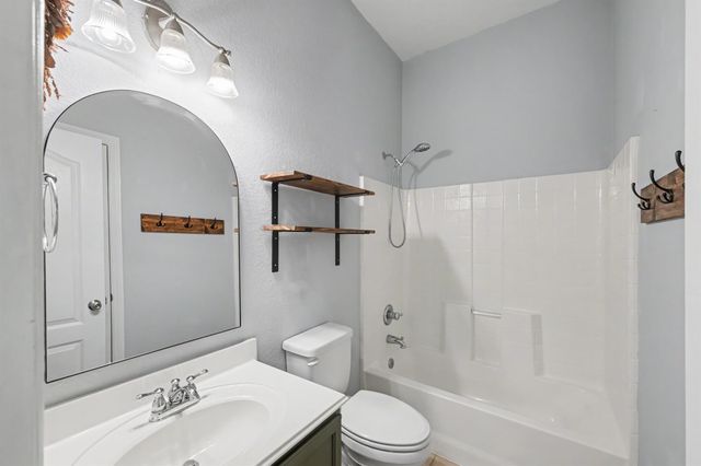 7023 Durango Creek Drive, Magnolia, TX 77354