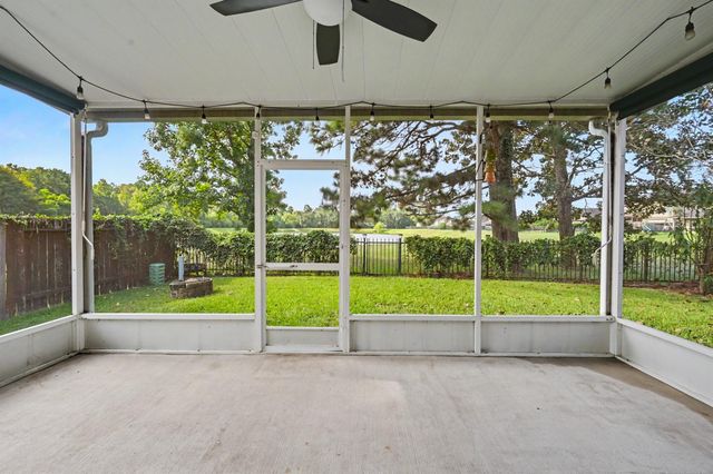 7023 Durango Creek Drive, Magnolia, TX 77354
