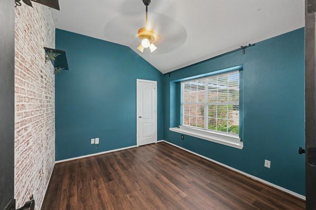 7023 Durango Creek Drive, Magnolia, TX 77354
