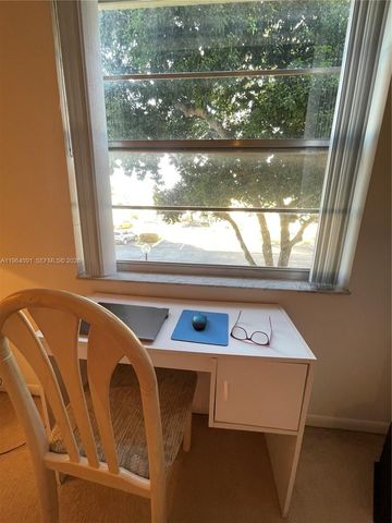 5180 E Sabal Palm Blvd 235, Tamarac, FL 33319