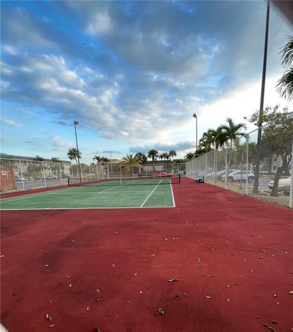 5180 E Sabal Palm Blvd 235, Tamarac, FL 33319