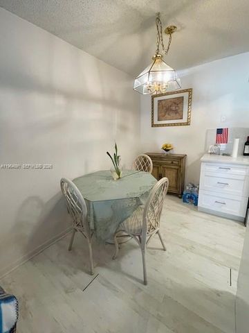 5180 E Sabal Palm Blvd 235, Tamarac, FL 33319