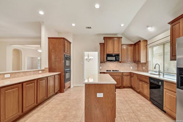 2811 Dason Ledge, San Antonio, TX 78258