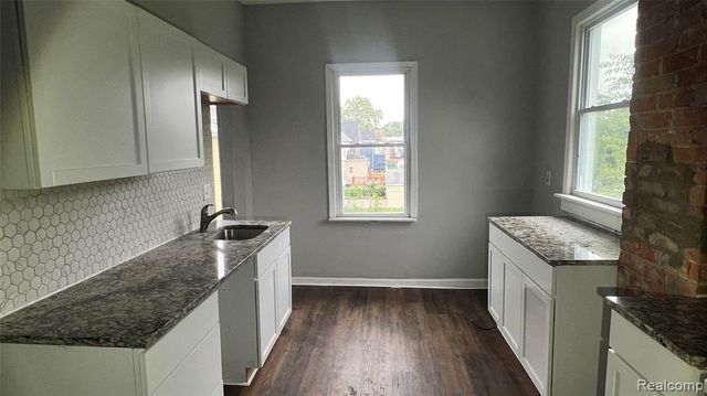 291 Englewood Street, Detroit, MI 48202