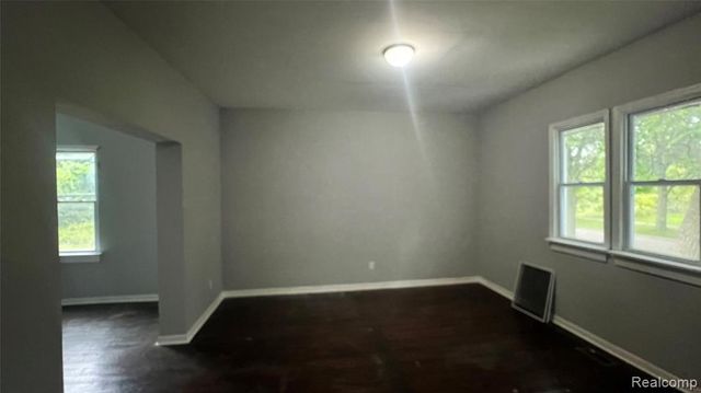 291 Englewood Street, Detroit, MI 48202
