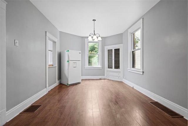 3045 Glen Mawr St, Sheraden, PA 15204