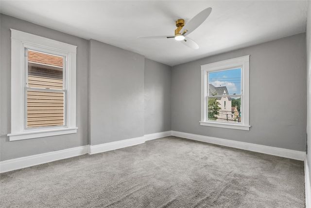 3045 Glen Mawr St, Sheraden, PA 15204