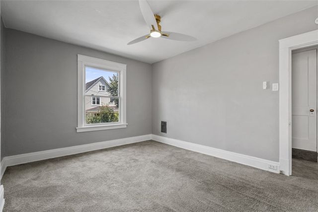 3045 Glen Mawr St, Sheraden, PA 15204