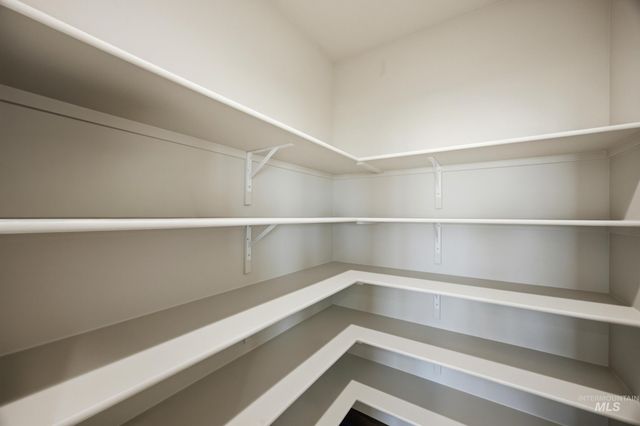 5284 W Evita Ct, Eagle, ID 83616