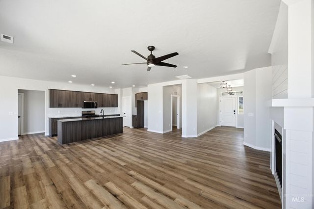 5284 W Evita Ct, Eagle, ID 83616