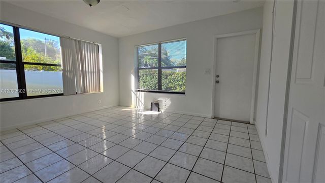 525 NE 132nd Terrace, North Miami, FL 33161