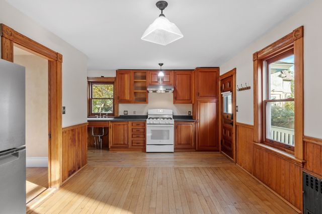 14 Summer Street, Andover, MA 01810