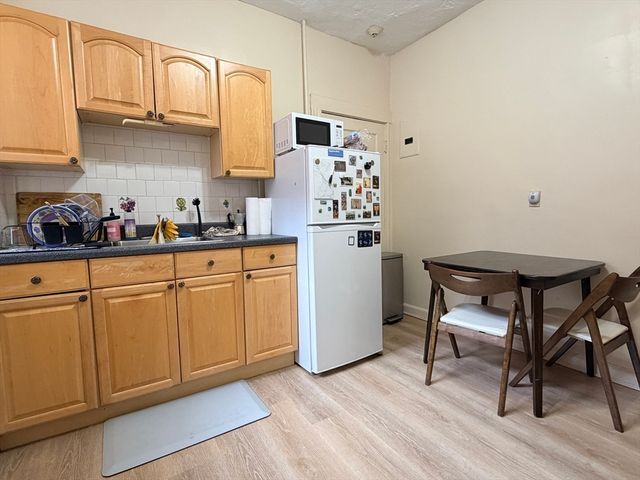 1234 Commonwealth Ave 10, Boston, MA 02134