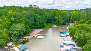 1511 White Oak Drive, White Plains, GA 30678