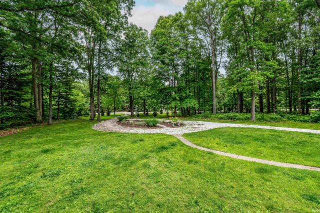 5744 E State Road 46, Bloomington, IN 47401